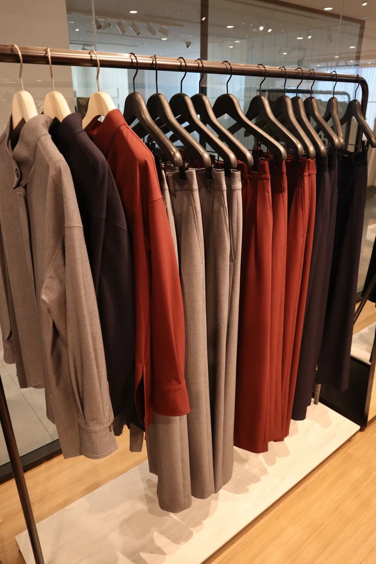 PLST　プラステ　ウィメンズ　クリエイティブ　ディレクター　村田　晴信　ハルノブ ムラタ　アップデート　秋　冬　新作　2025　New　PLST　New　Me