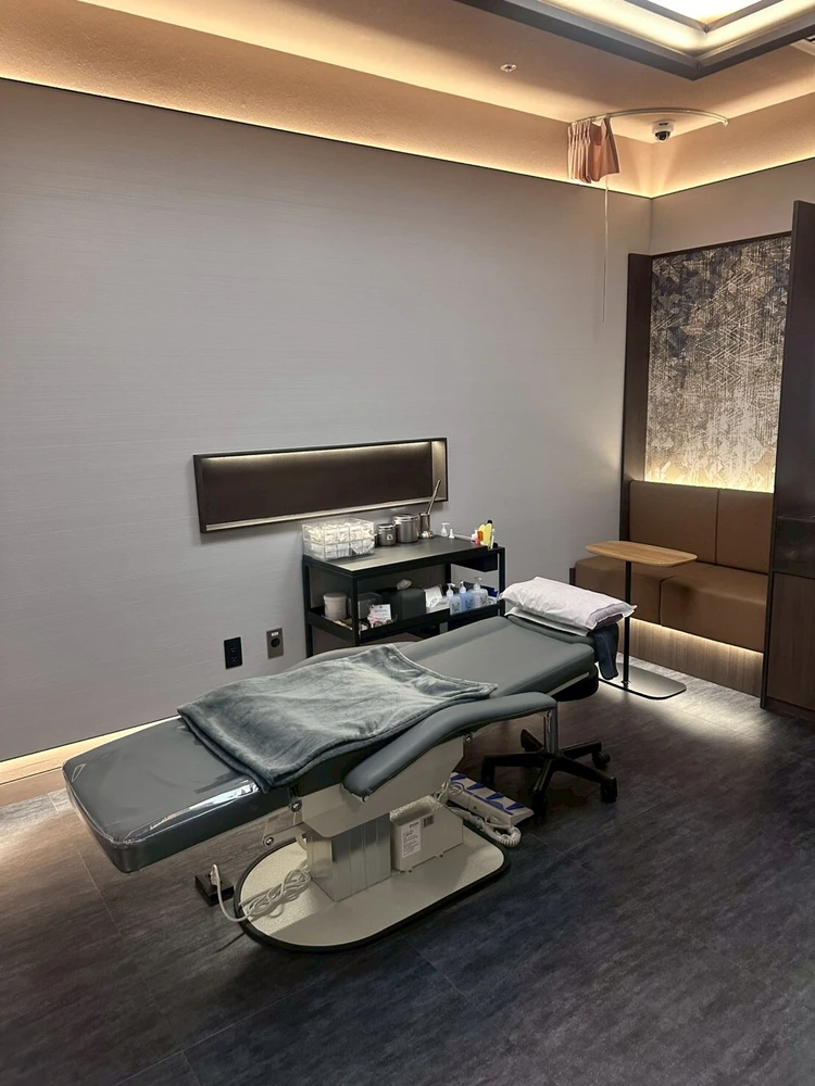 【新宿】韓国No.1有名クリニック「プムグローバル」が日本上陸！当日予約で叶う、伊勢丹1分の「VIP限定・至福のご褒美」体験レポ_7_1