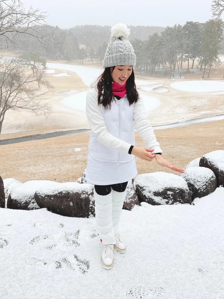 【ゴルフ冬コーデ】雪降る極寒のラウンドを乗り切る！UNIQLO・GAPなどプチプラアイテムが大活躍！_1