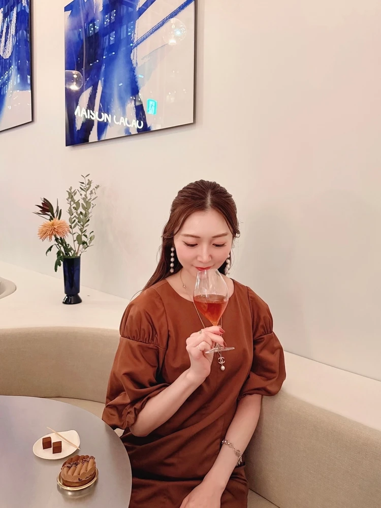 ペアリング　チョコレート　ブラウンコーデ　ドレスコード　丸の内カフェ