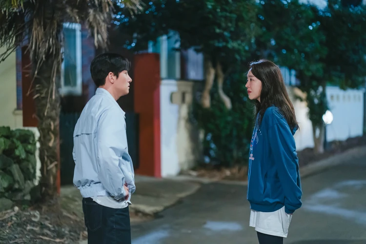 サムダルリへようこそ ヨンピル(チ・チャンウク)とサムダル(シン・へソン)8年ぶりの再会