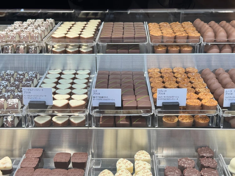 LÄDERACH　レダラッハ　チョコレート