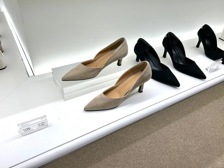 【韓国・明洞】U1万円で買える！シューズブランド👠_2