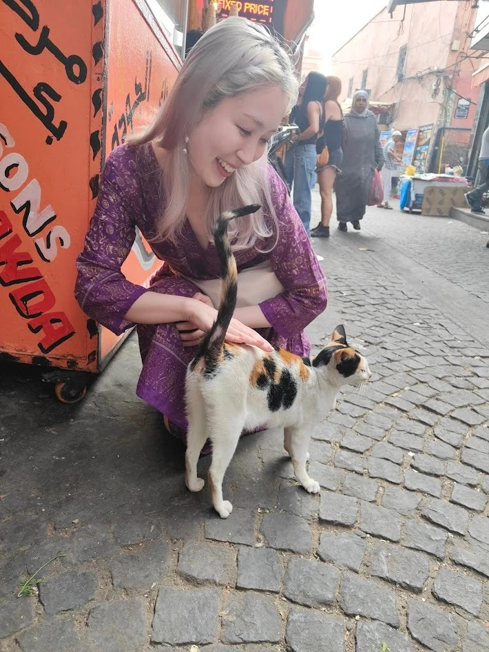 モロッコ旅行　コーディネート　ワンピース