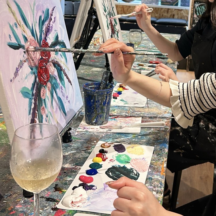 【アートバー】芸術の秋！初心者でも楽しめた手ぶらで大人のお絵描き体験_5
