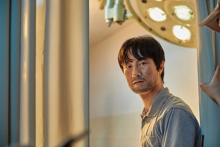 今、私たちの学校は... 教師イ・ビョンチャン(キム・ビョンチョル)ソロカット