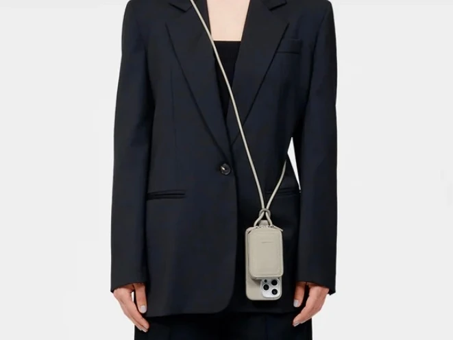 荷物を減らしたい人へ。objcts.ioのスマホケースを新調_5