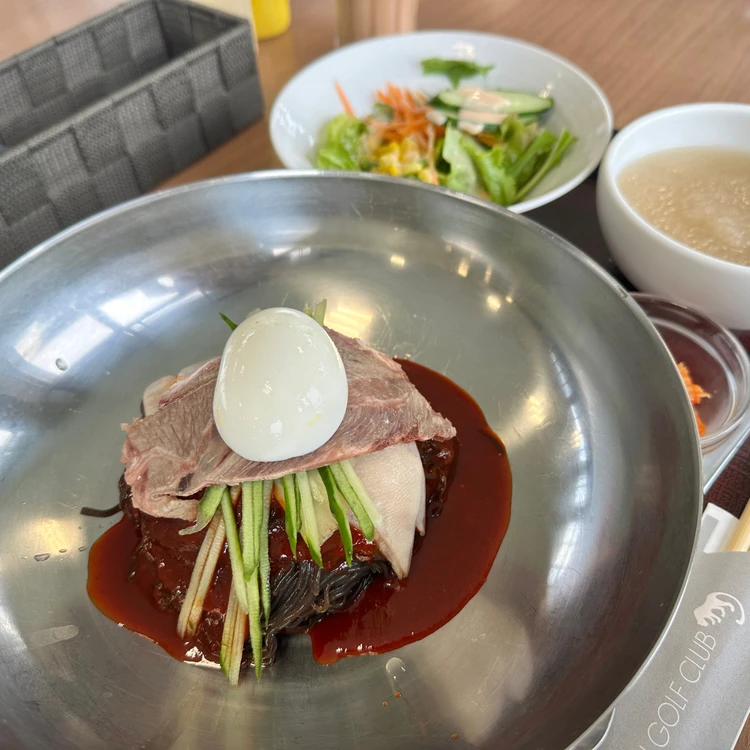 スーパーバイラーズ ゴルフ部のウェア＆アイテム紹介　フォトギャラリー_0