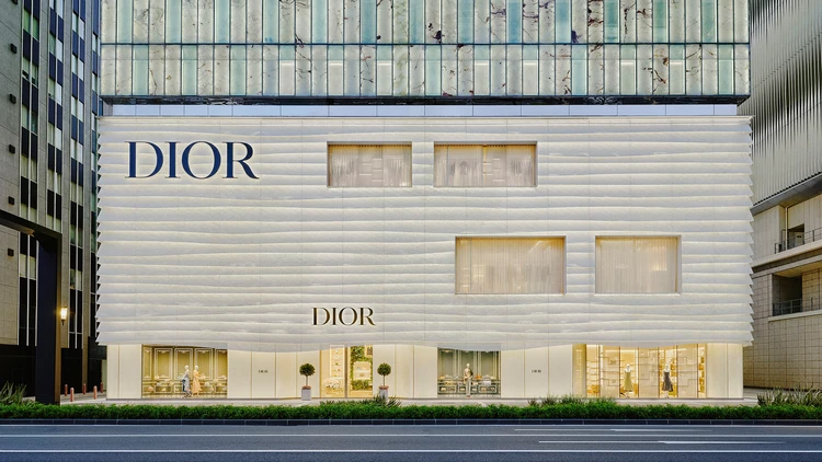 ムッシュ ディオール 大阪 外観