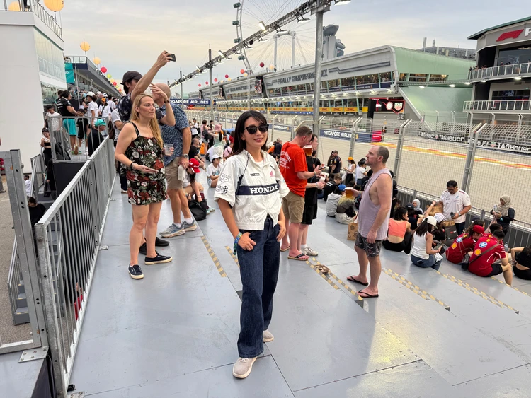 【推し旅行】3日の休みでF1観戦のためシンガポールへ！アラサー女子が楽しむコツ・シンガポールGP2025参戦記_4