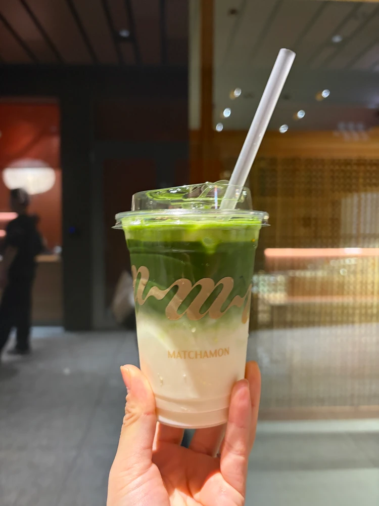 MATCHAMONの抹茶×オレンジのドリンク