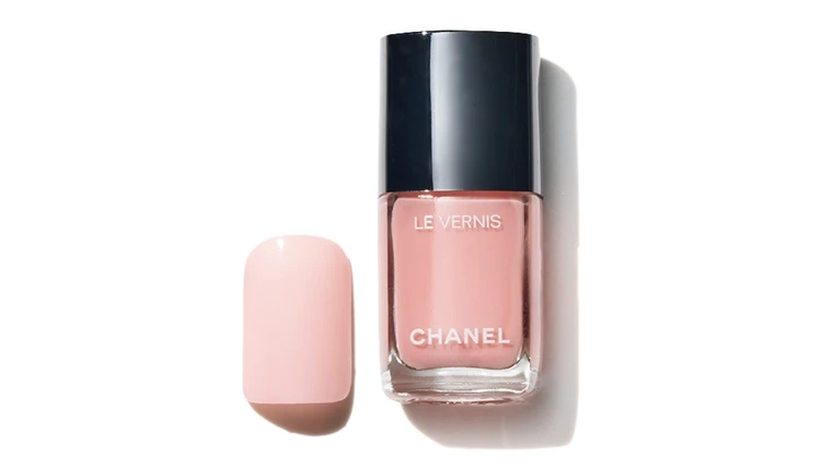 ヴェルニ 175 ¥5280/シャネル