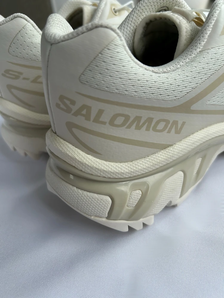 SALOMON（サロモン）XT-6  28,600円(税込)  Vanilla Ice / Vanilla Ice / Almond Milk　ロゴ