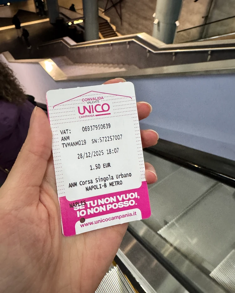 【世界遺産巡り】南イタリア6泊8日周遊旅①イタリアのヴェルサイユ・カゼルタ宮殿＆ナポリ歴史地区で夜景を堪能！_24