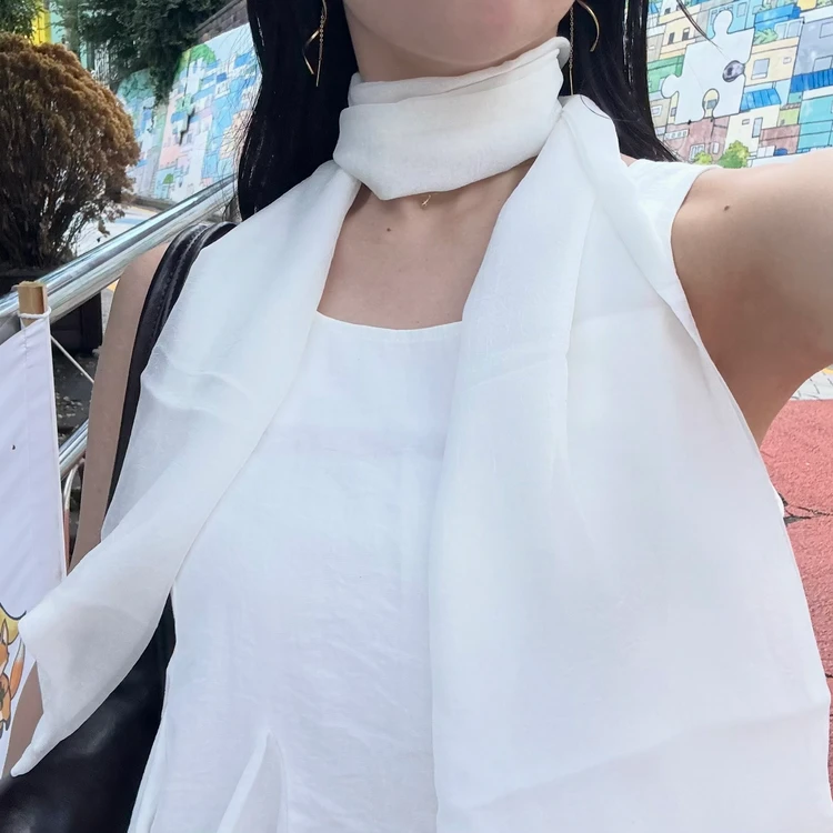 【コーデを格上げ】いつもの服にプラスするだけ♡仕事にもおでかけにも使えるロングスカーフの着回しコーデ