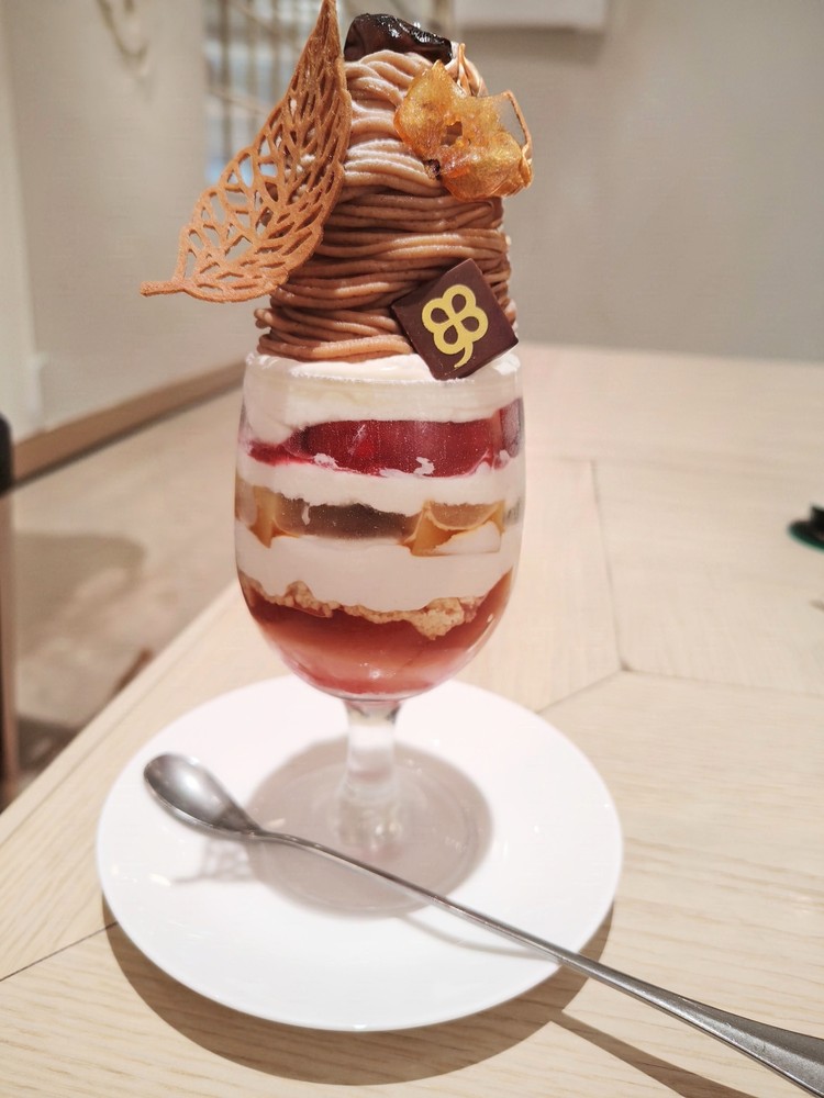 【恵比寿】秋季限定！よつ葉ミルクプレイスのリンゴと栗のモンブランパフェが絶品♡_2