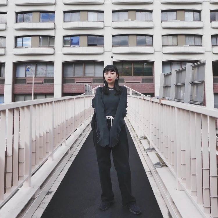 HOLIDAYの“魅せる服”に夢中 #ファッション部_1