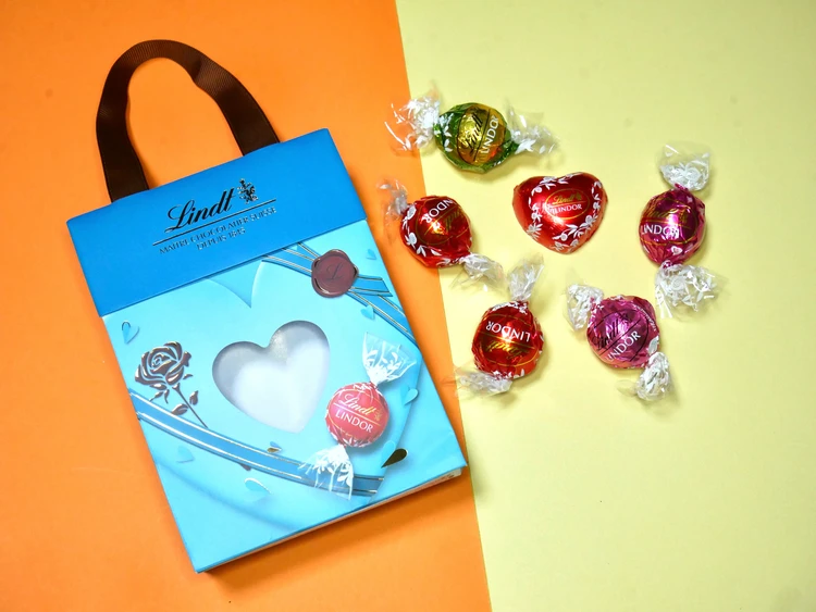 リンツ　リンドールバッグ 6個入 ブルー