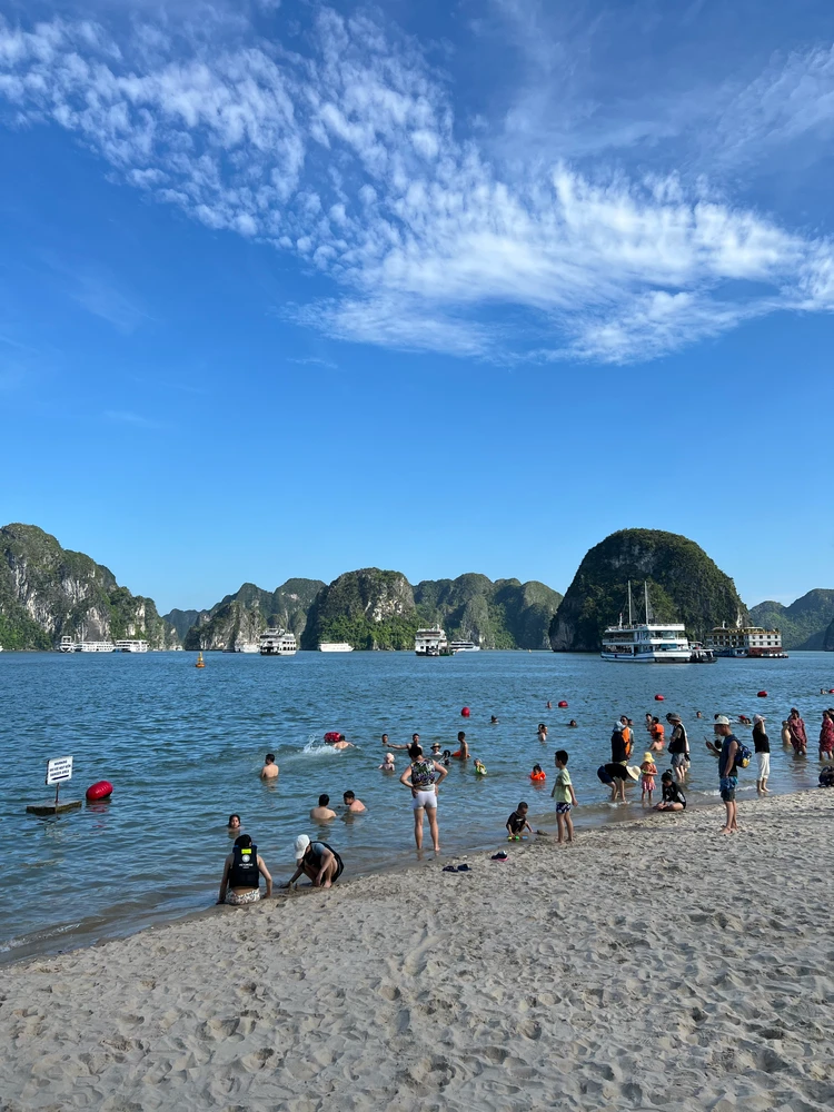 ティートップ島　ビーチ