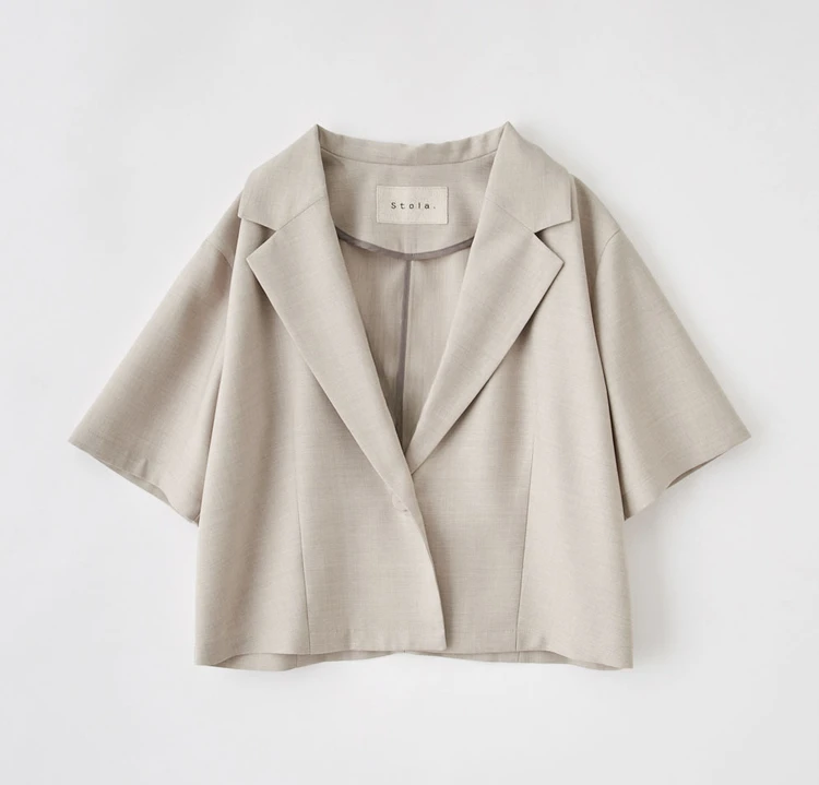 ストラ ハーフスリーブショートジャケット ¥20900