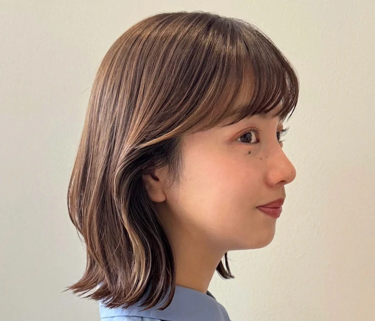 30代ー40代髪型・ミディアムのサイド