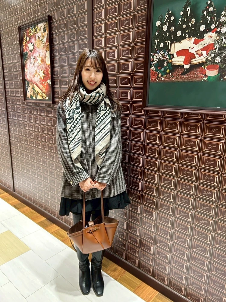 Herlipto新作アウター | カジュアル派にもおすすめ！きれいめカジュアルに着られるショートコート_1