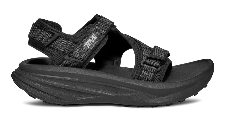 Teva Aventrail R2T￥17600　ブラック