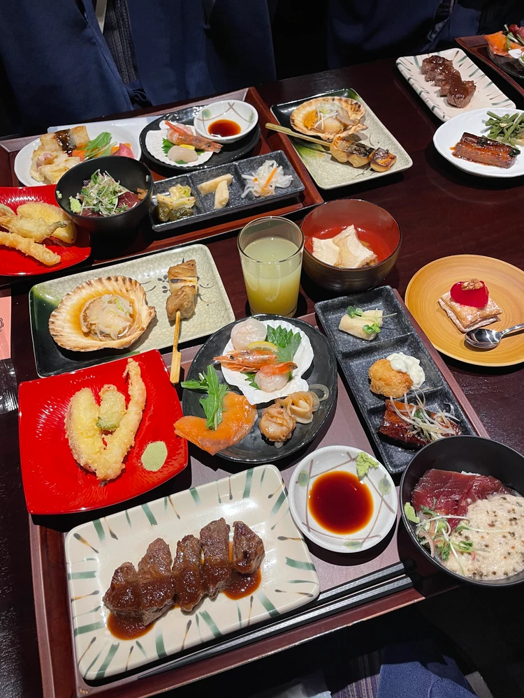 夕食ブッフェ