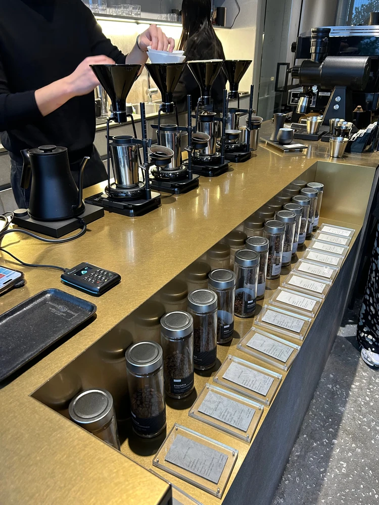 名古屋駅近カフェで味わう！ご褒美コーヒー☕️_2