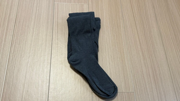 【UNIQLO名品！】ヒートテックニットリブタイツが30代の冬コーデに欠かせない理由_3