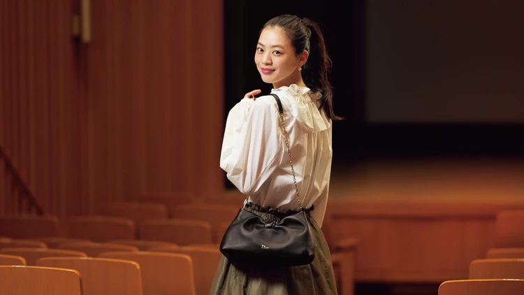 【ディオールの格上げバッグ】大人フェミニンなリボンモチーフにときめく「ディオール ボウ」