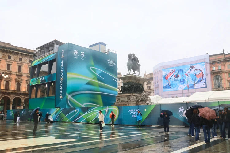 【祝ミラノ・コルティナ五輪閉幕】イタリア大手の公式コスメグッズがメイクの主役に_1