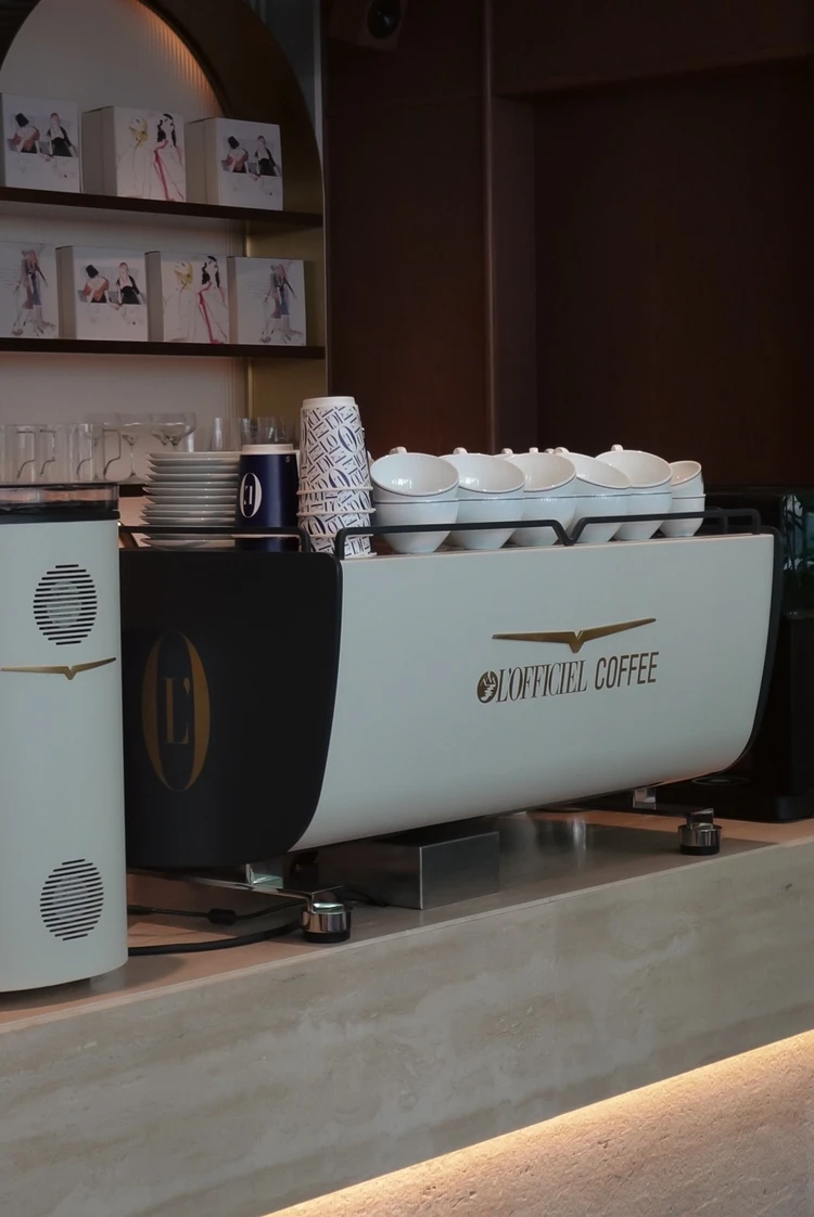 【表参道】世界初の「L’OFFICIEL COFFEE」で過ごす上質なカフェタイム_2_2