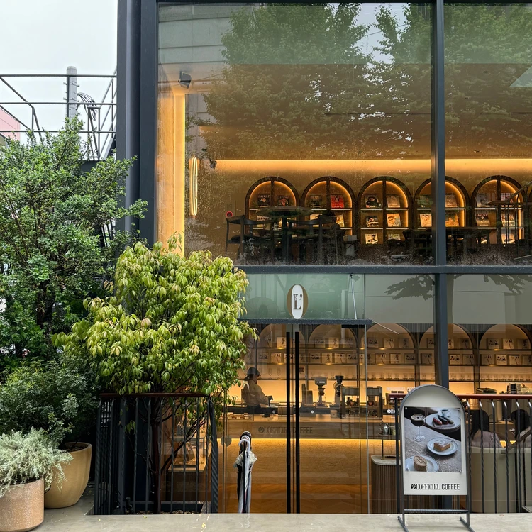 【新オープン！】表参道のお洒落すぎる海外っぽカフェ🇫🇷_2_3