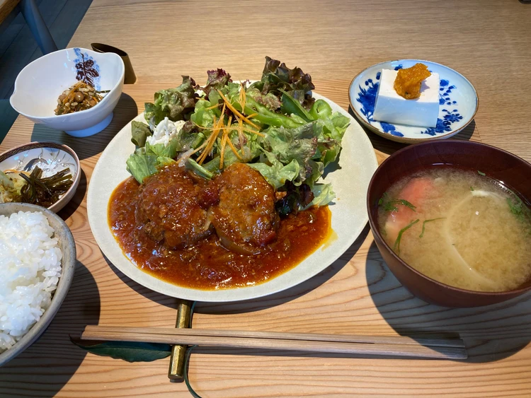 「JOZU + ジョウズプラス」大阪の山あいにある複合施設_3