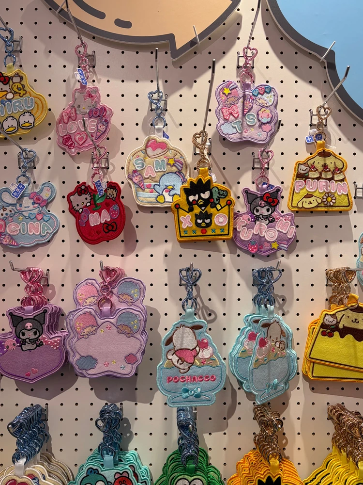 【日本初】原宿サンリオショップで作る可愛いワッペンデコ♡_1
