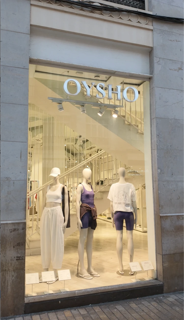OYSHOの外観