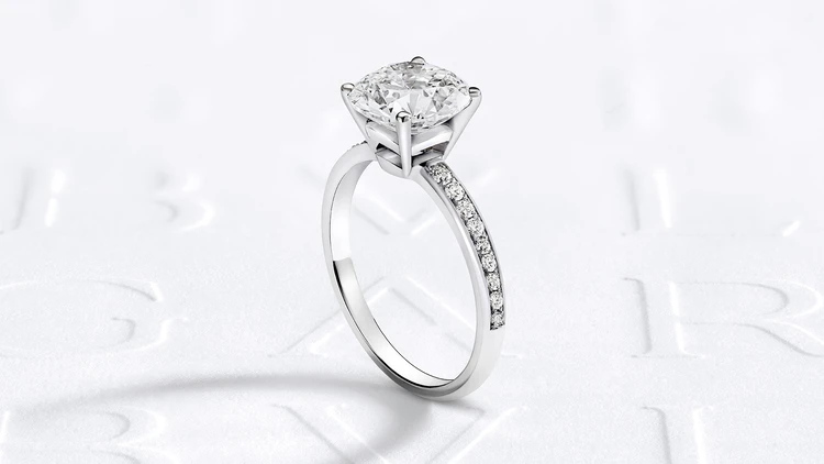 ブルガリ 「ローマ アモール」リング(PT×DIA)0.3ct〜¥535700〜