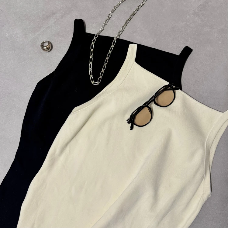 ニット素材で高見え♡2色買いしたデミルクスビームスの名品キャミソールのここがすごい！_2