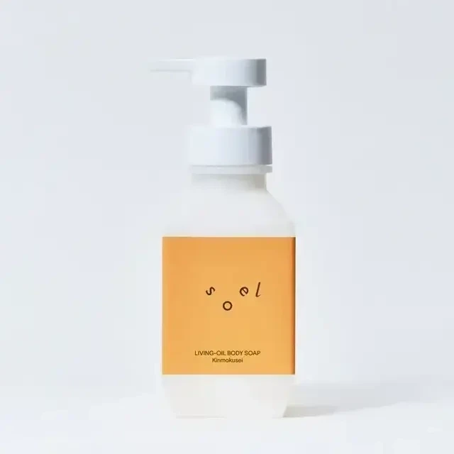 soel 石井美保さんのおすすめの香りコスメ soel LIVING-OIL ボディソープ Kinmokusei
