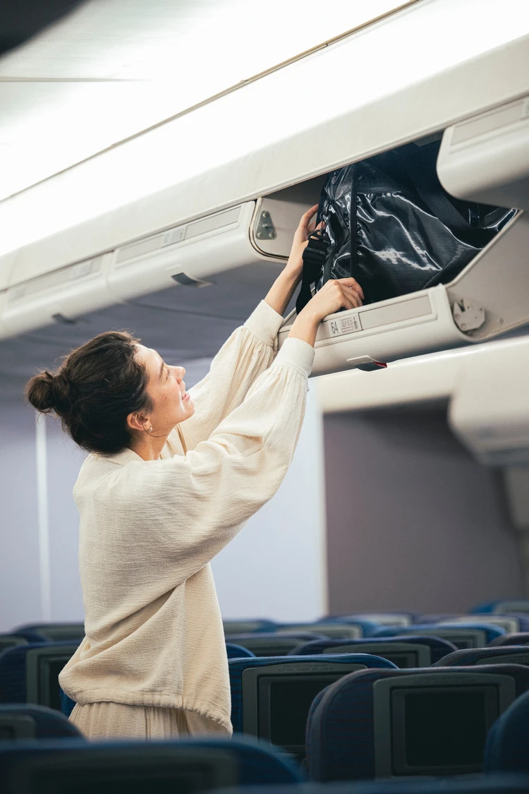 ひとりっぷ®×LeSportsac(レスポートサック)バッグを収納する