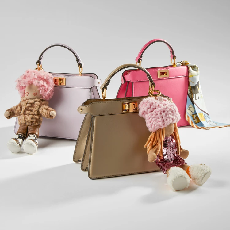 「ピーカブー アイシーユー プチ」各￥566500