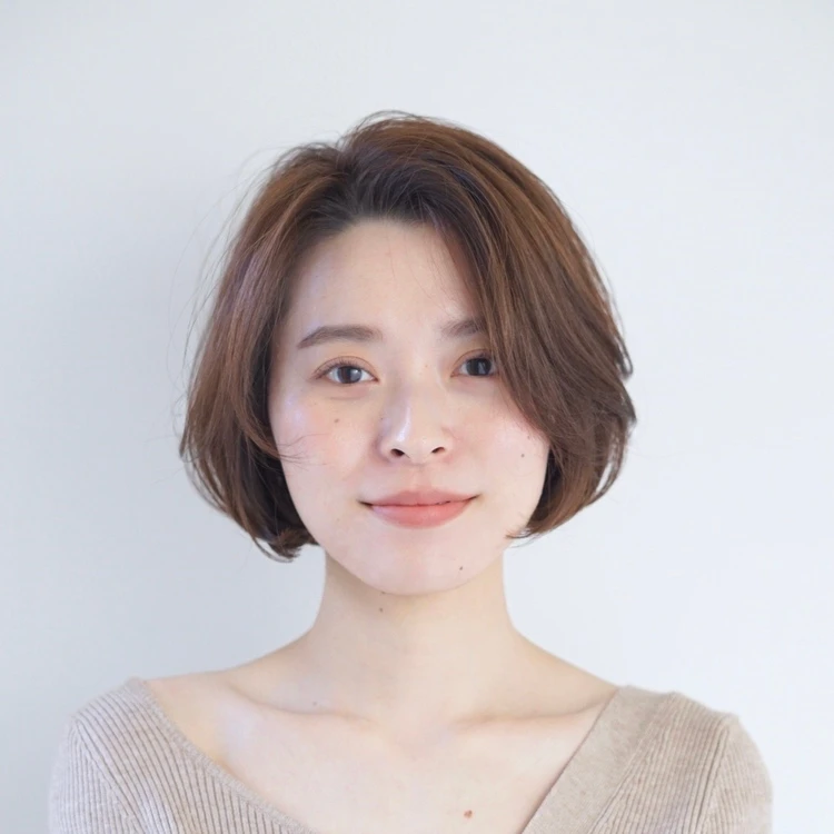 【ボブ・30代大人の髪型】韓国風ヘア・ミニマルチークボブ