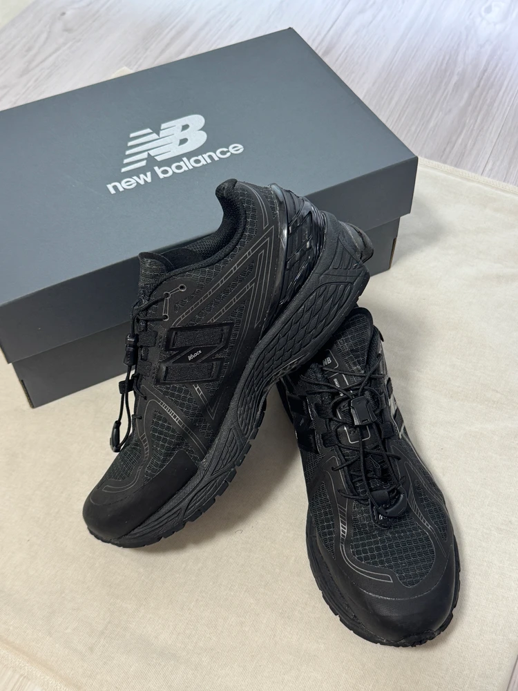 NEW BALANCE(ニューバランス) U1906XV1 Gore-Tex blackの写真