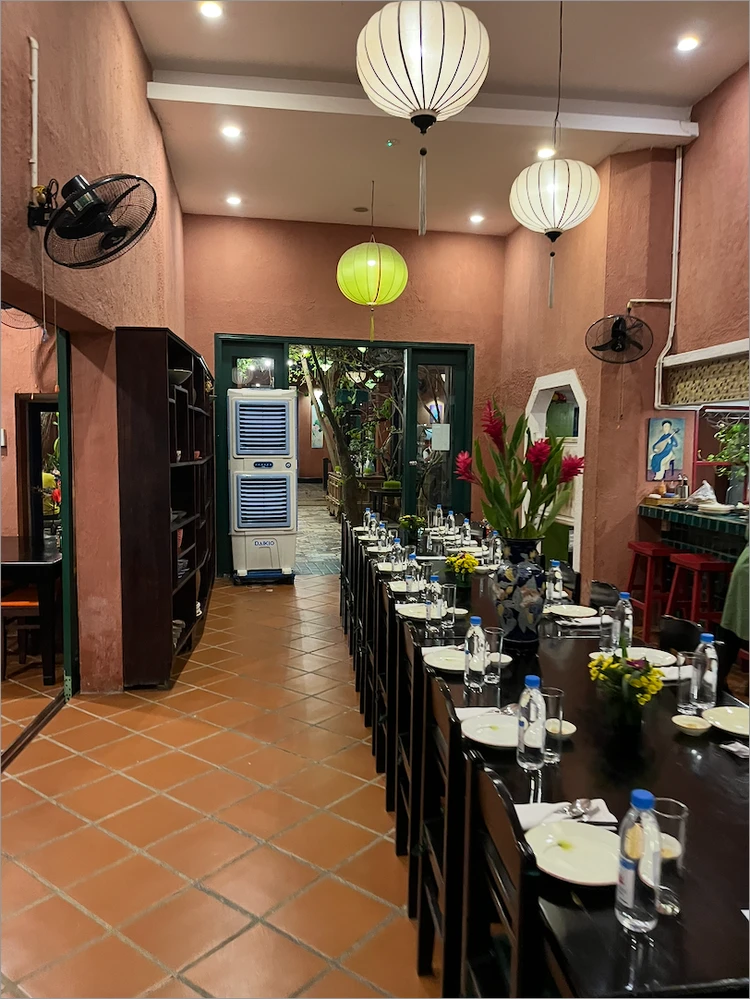 【飛行機で4時間】古都ホイアンのランタン&ダナンの遊園地がラプンツェルの世界！_1_1