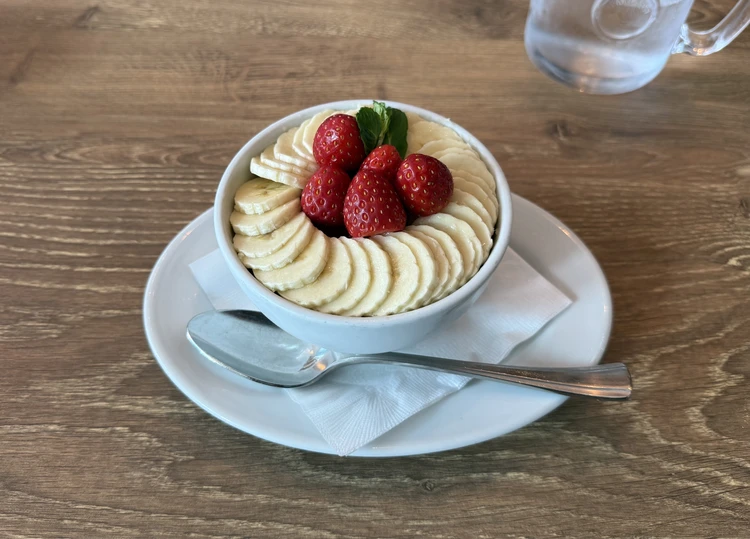 サラベスのフルーツボウル