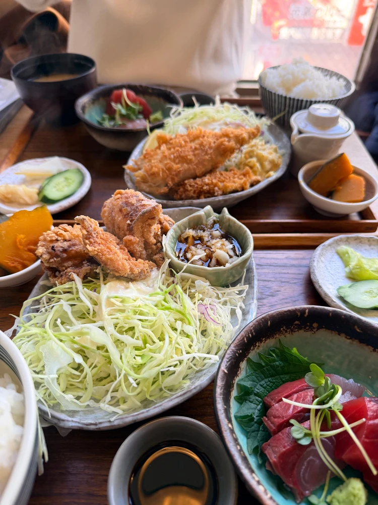 下北沢一番街商店街にある「yuzuki（ユズキ）」の定食