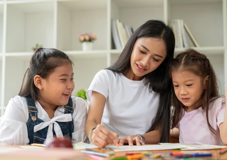 「“子育て=ワンオペ”を手放す。ベビーシッターというもう一つの選択肢」_1
