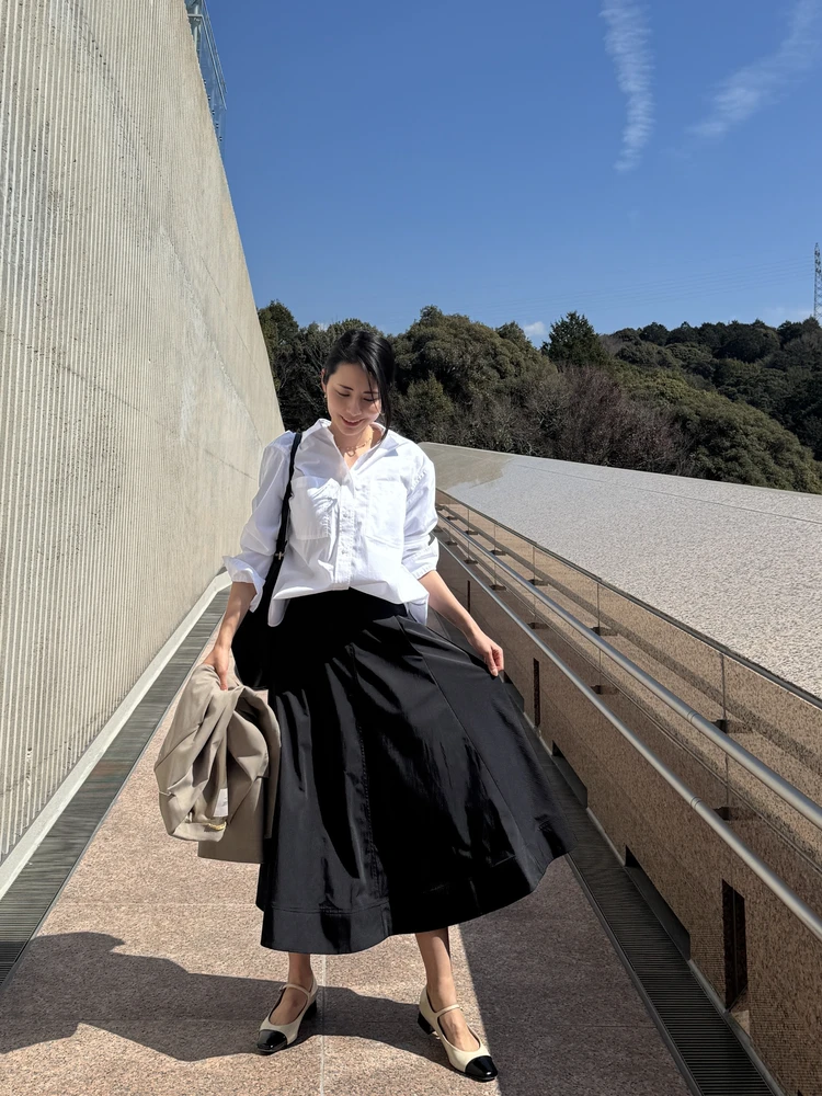 シャツを着こなしたスカーどコーデ