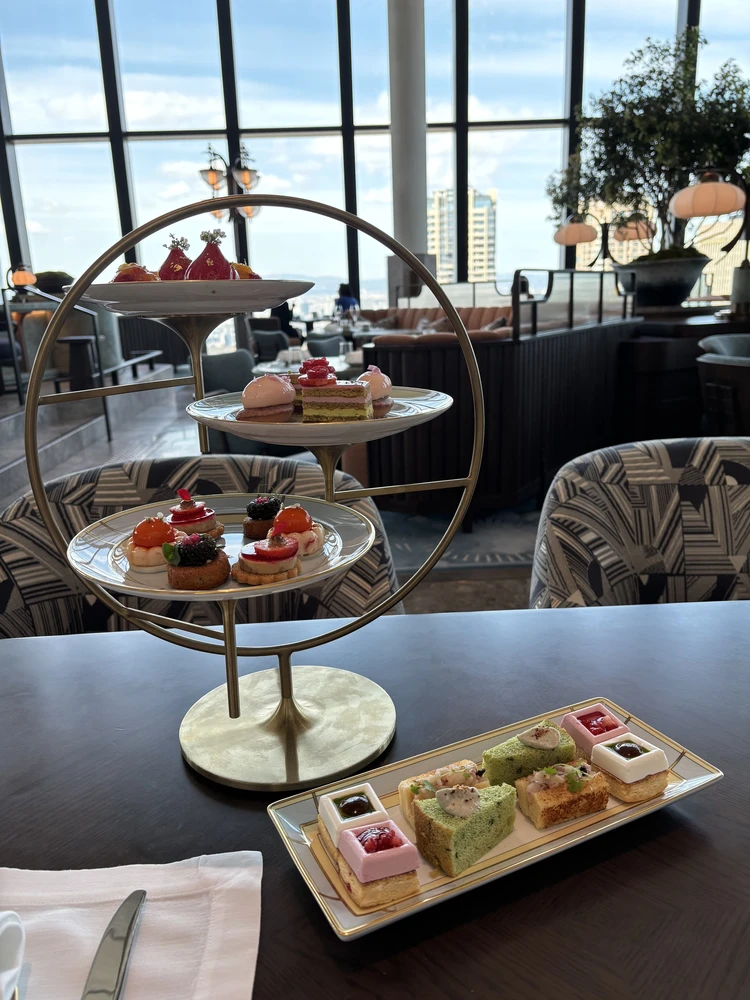 WALDORF ASTORIA OSAKA(ウォルドーフアストリア大阪)でのアフタヌーンティー_1